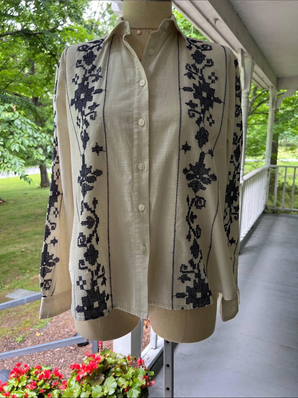 LOFT Light Cream Linen-Blend Blouse